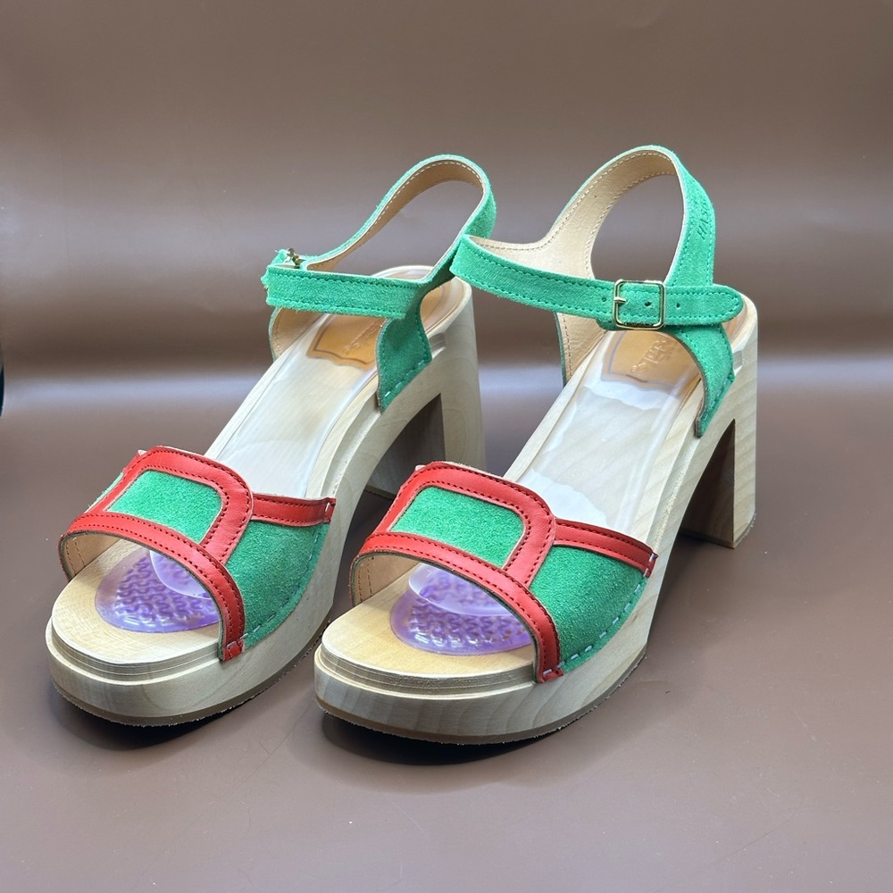 Swedish Hasbeens Sophisticated Sandal in Emerald Suede and Red